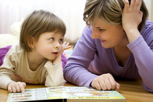 Как качество и количество слов, сказанных детям родителями, отражается на детском развитии